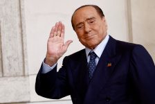 silvio-berlusconi-tem-melhora-mas-segue-na-uti,-diz-hospital