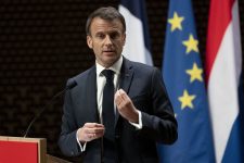 macron-buscou-na-china-a-popularidade-perdida-na-franca