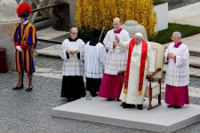 papa-francisco-classifica-de-infundadas-‘insinuacoes’-contra-joao-paulo-ii