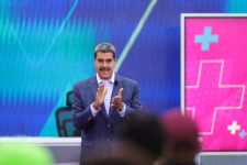 nicolas-maduro-decreta-adiantamento-do-natal-na-venezuela-para-1o-de-outubro