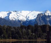 homem-e-resgatado-apos-ficar-12-horas-preso-na-neve-por-causa-de-avalanche-na-argentina:-‘um-milagre’