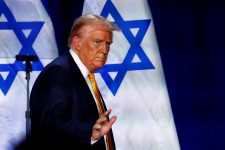 trump-diz-que-israel-deveria-‘atingir’-instalacoes-nucleares-do-ira